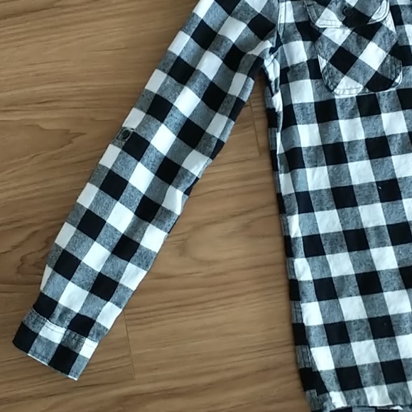 Button Down Plaid Long Sleeve Shirt Sz Jr. Medium - Picture 5 of 8